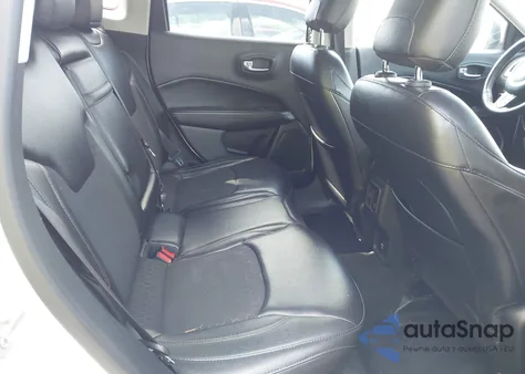 2018 Jeep Compass Latitude Fwd z USA, uszkodzony, nr VIN 3C4NJCBB3JT487041